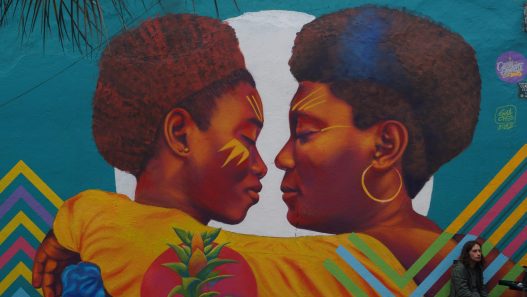 Obra de Guache, en la Plaza del Chorro de Quevedo, Bogotá